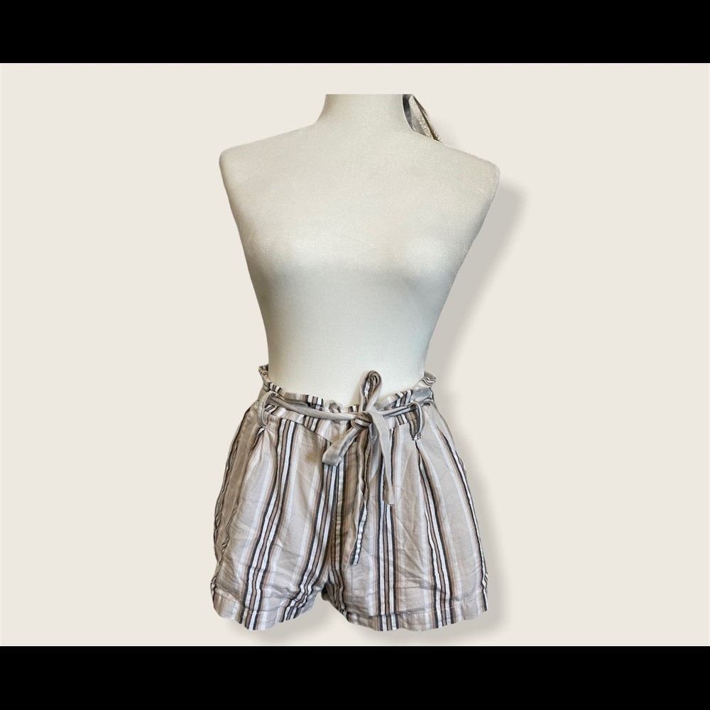 Paper bag shorts